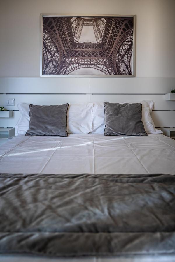Yid Penthouse Design Apt Novoli Apartamento