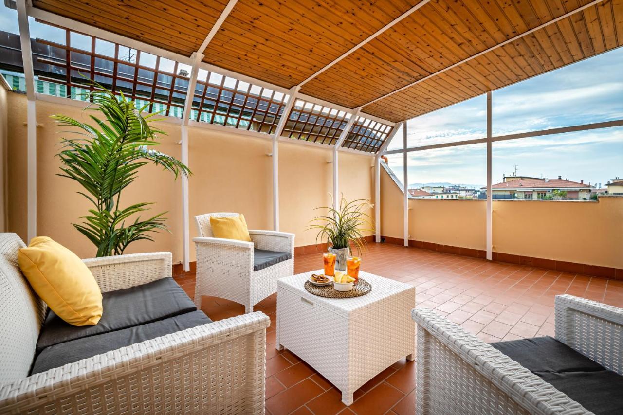 Yid Penthouse Design Apt Novoli Apartamento