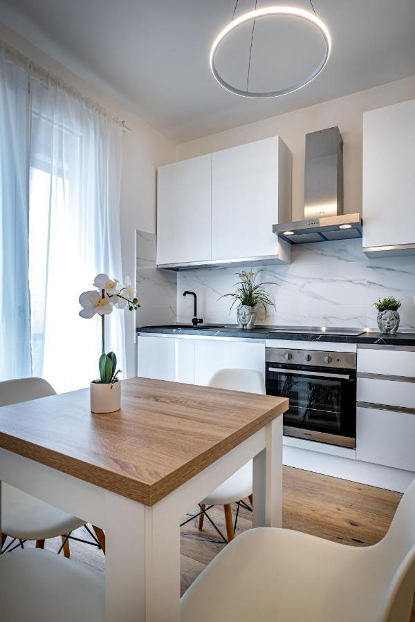 Apartamento Yid Penthouse Design Apt Novoli *